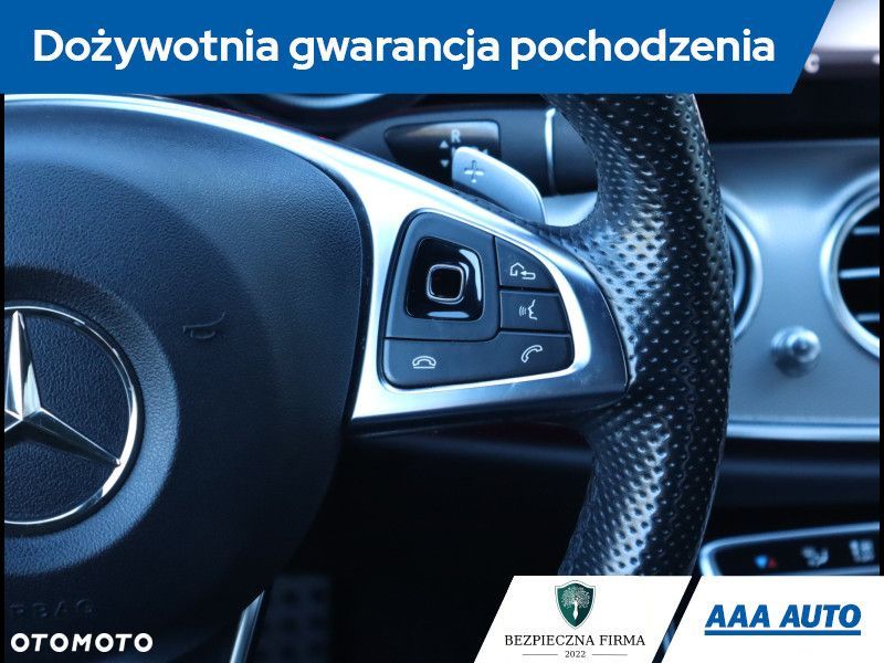 Mercedes-Benz Klasa E - 22