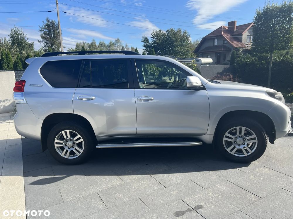 Toyota Land Cruiser - 3