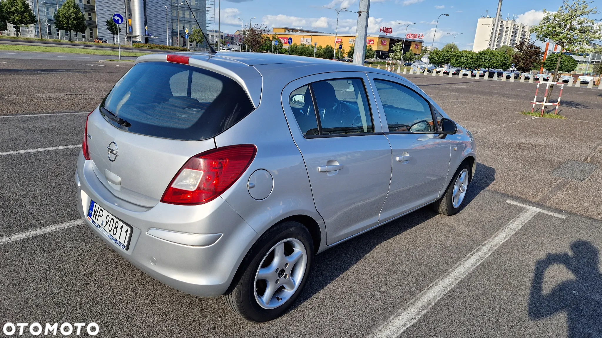 Opel Corsa 1.2 16V Cosmo - 9