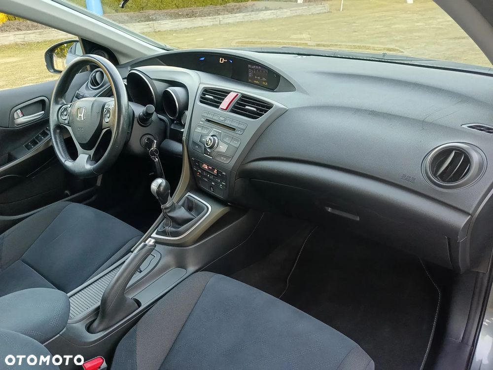 Honda Civic 1.8 i-VTEC Lifestyle - 8