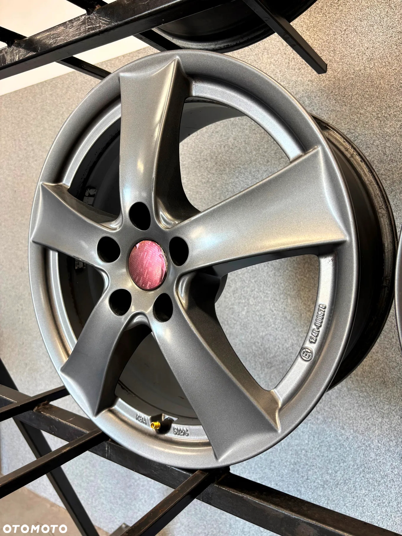 4 FELGI ALU. VW PASSAT, ARTEON,TOURAN,CADDY, GOLF, AUDI A4, A6, SKODA OCTAVIA 17'' 7J ET40 - 10