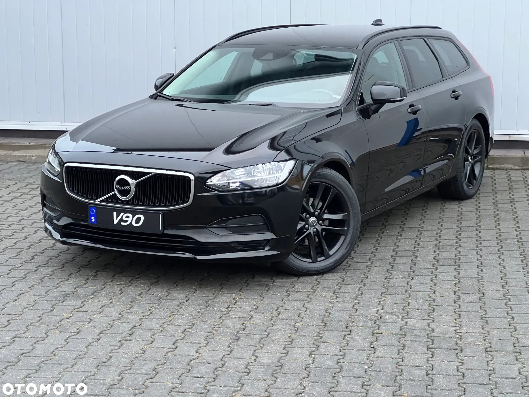 Volvo V90 - 16