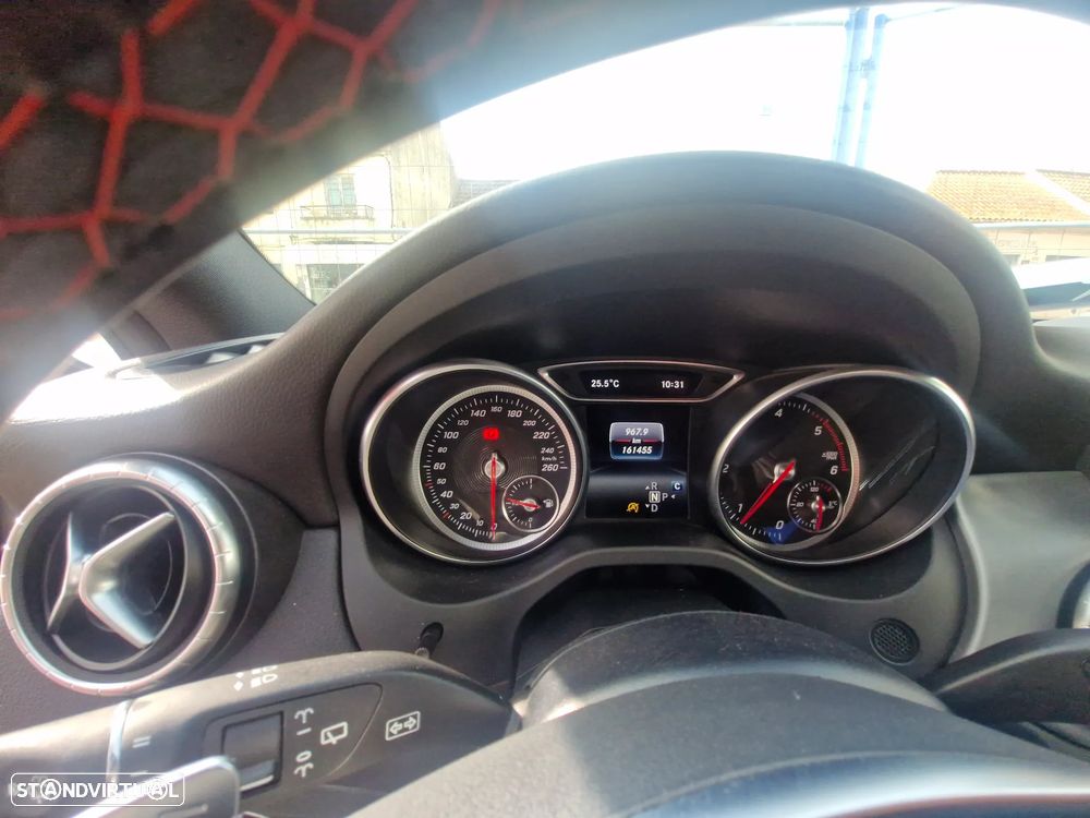 Mercedes-Benz CLA 200 d 7G-DCT AMG Line - 13