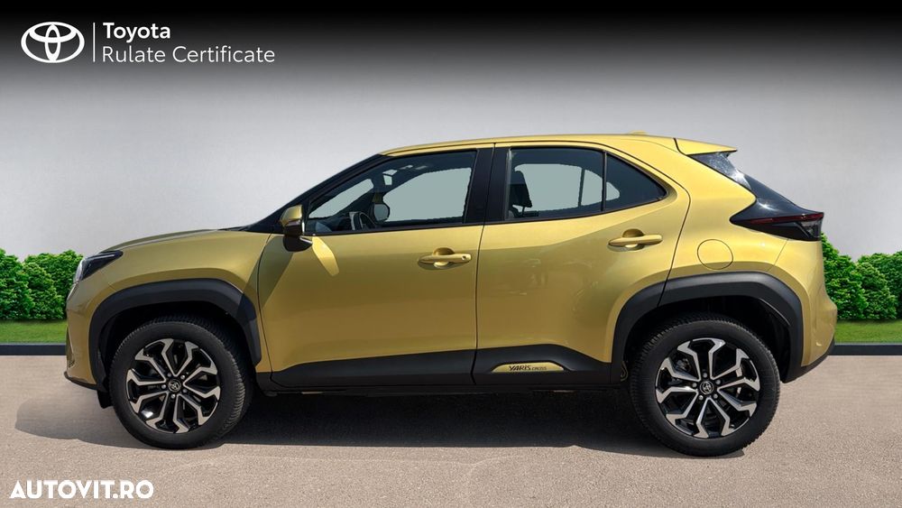 Toyota Yaris Cross 1.5 VVT-i HSD 4x2 Dynamic - 3