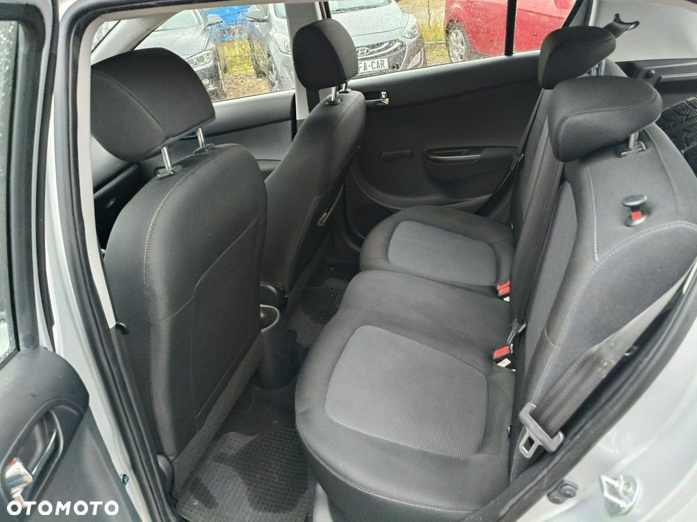 Hyundai i20 1.2 BlueDrive Classic + - 15
