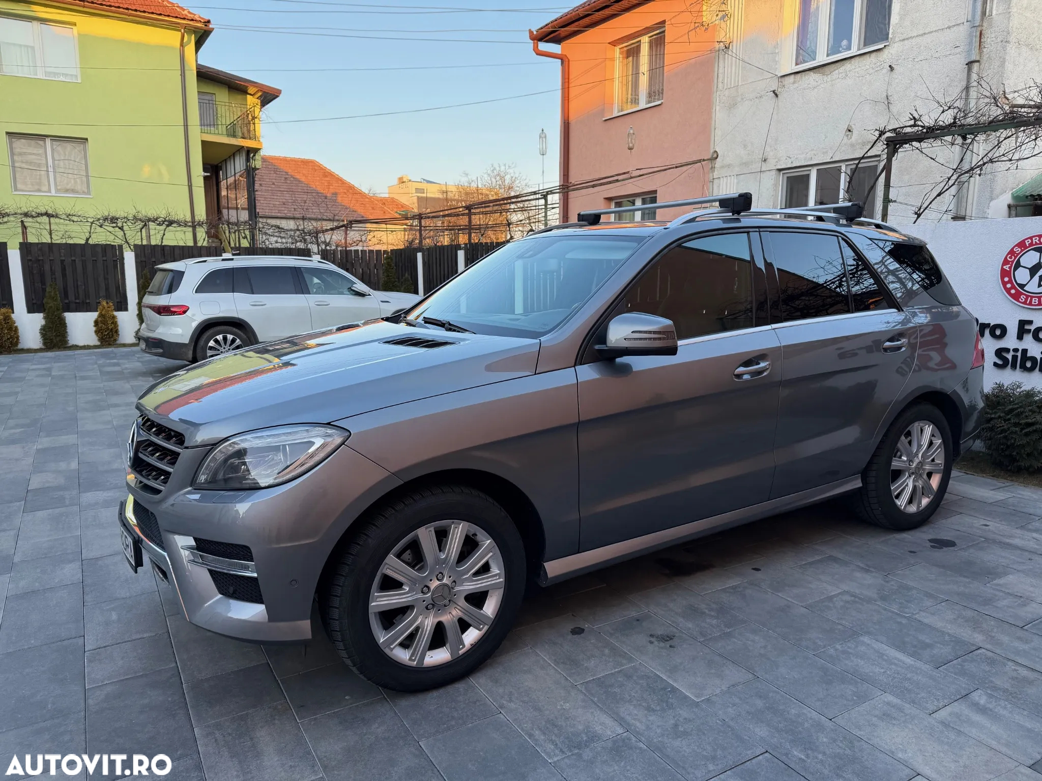 Mercedes-Benz ML 350 BlueTec 4MATIC Aut - 4