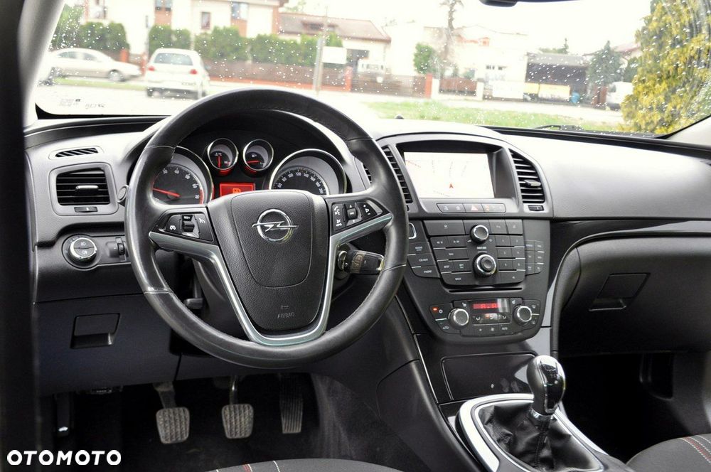 Opel Insignia - 29