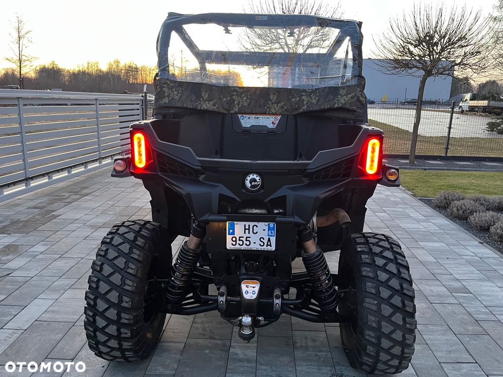 Can-Am Maverick - 4