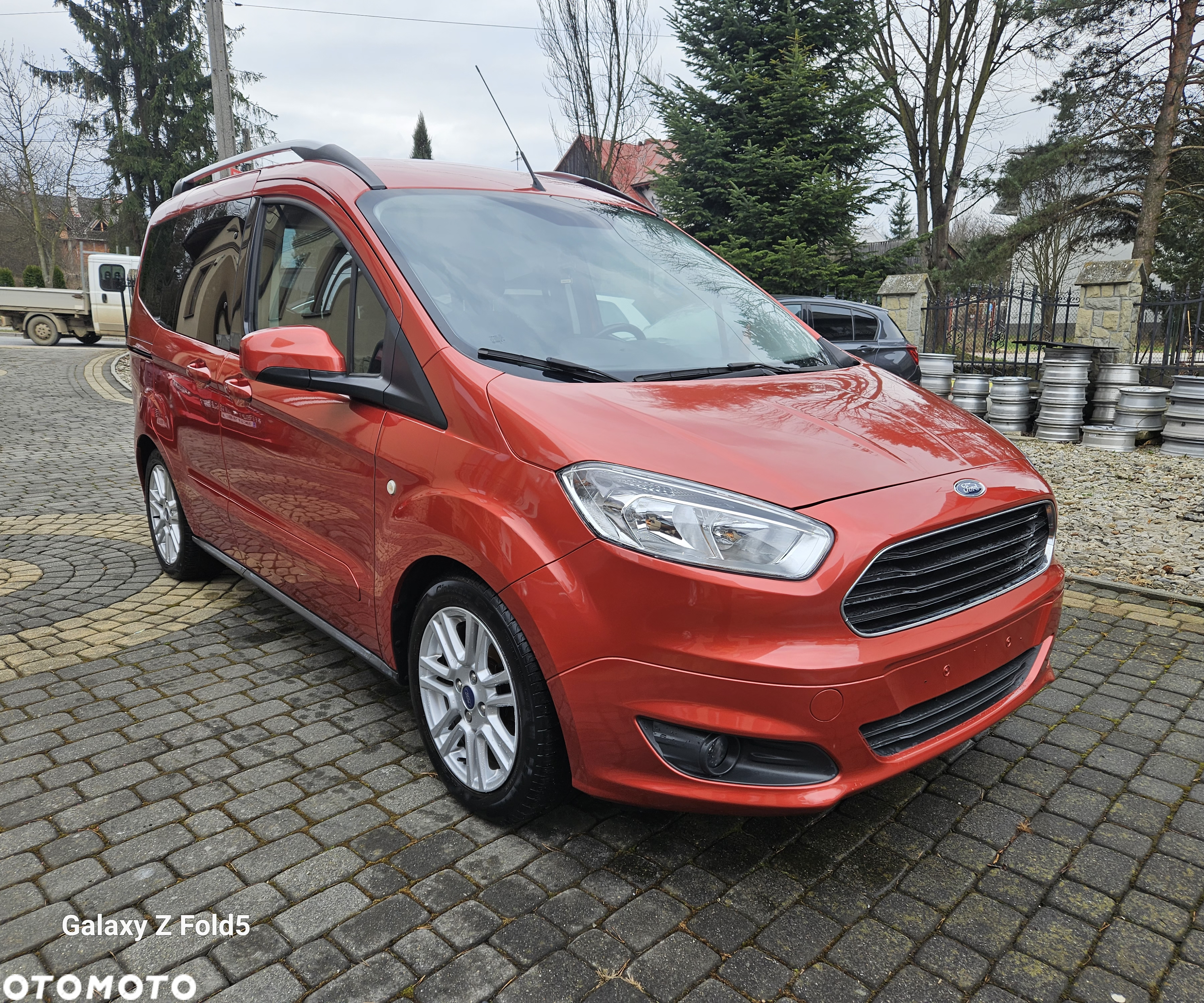 Ford Tourneo Courier 1.0 EcoBoost S&S Ambiente - 4