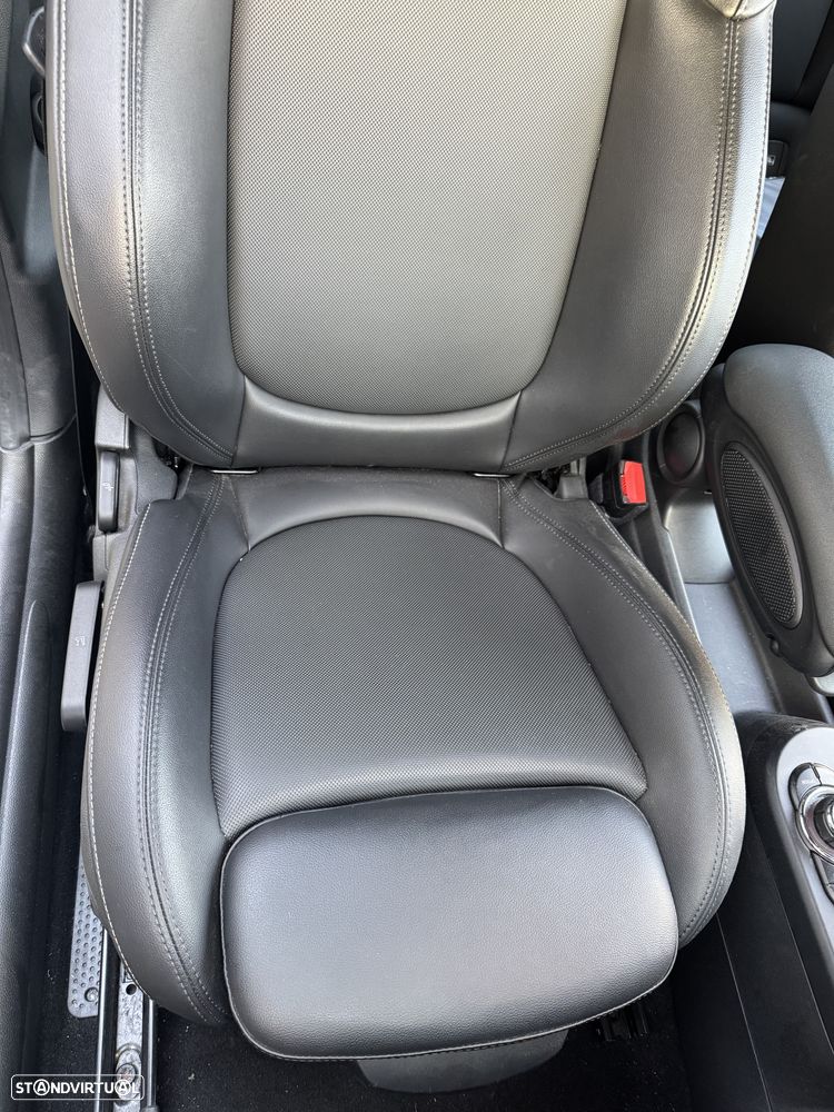MINI 3 Portas Cooper SE Premium Classic - 17
