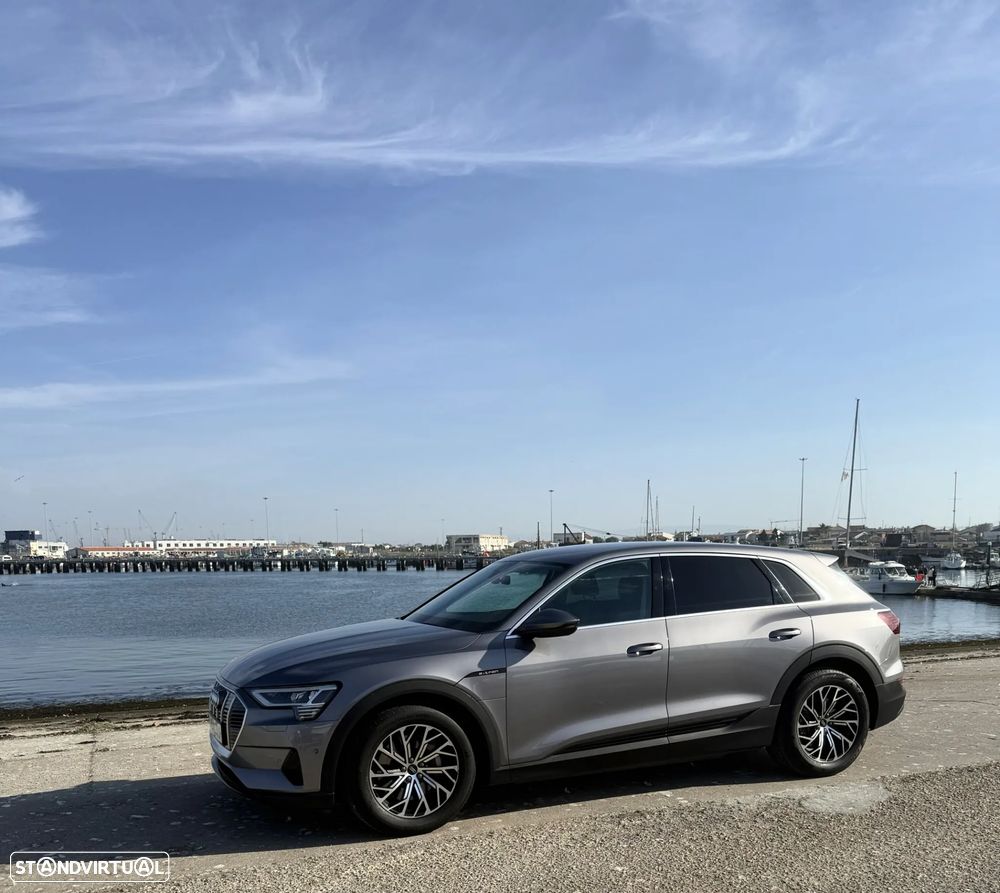 Audi e-tron 55 quattro - 8