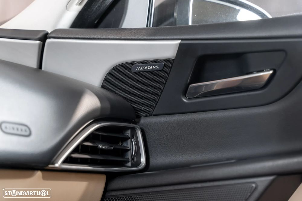 Jaguar XE 2.0 D Prestige Aut. - 23