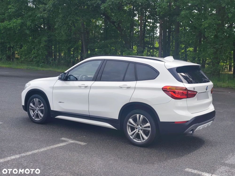 BMW X1 xDrive18d M Sport - 4