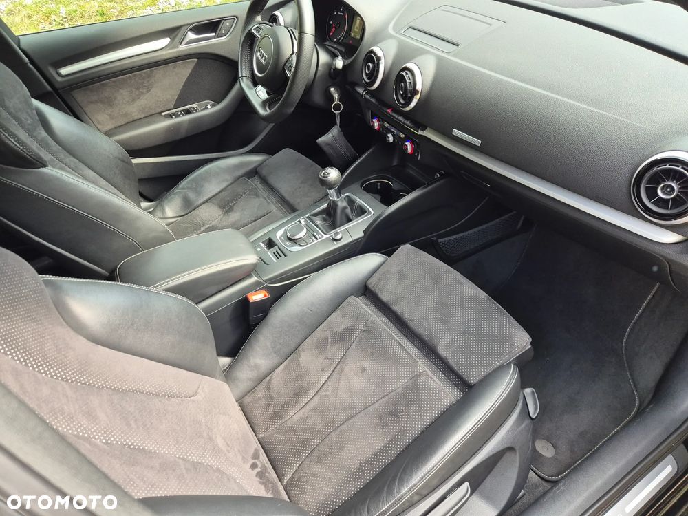 Audi A3 Sportback 2.0 TDI quattro S line Sportpaket - 13