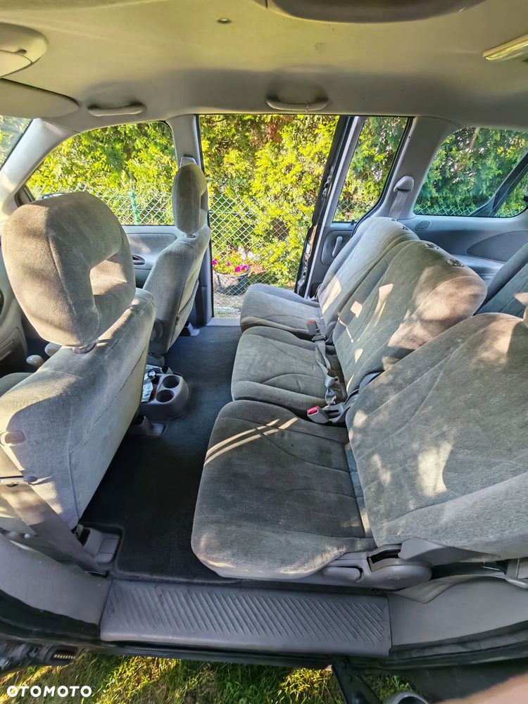 Mazda MPV - 11