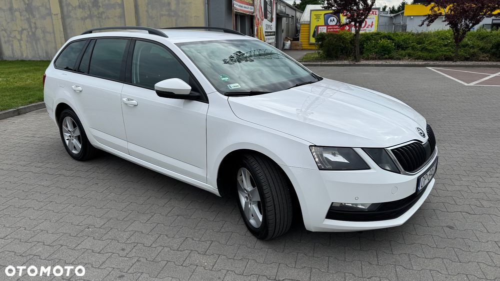 Skoda Octavia 1.6 TDI Ambition - 7