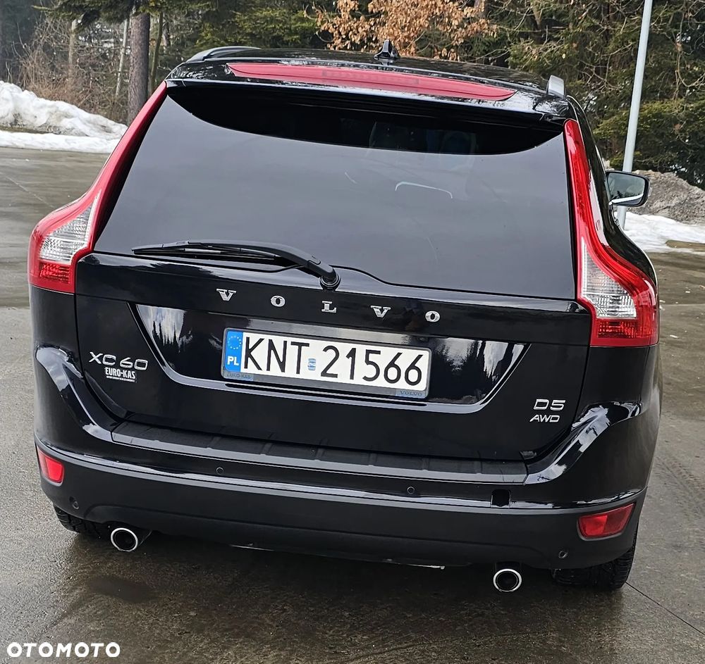 Volvo XC 60 D5 AWD Momentum - 6
