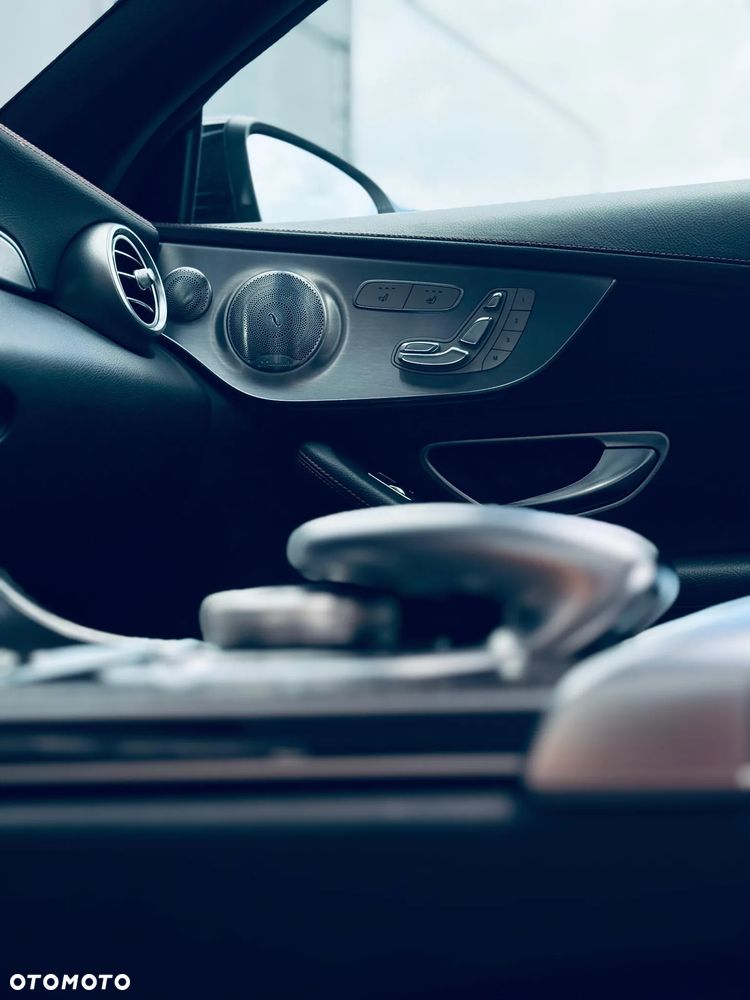 Mercedes-Benz Klasa C 43 AMG 4MATIC - 8