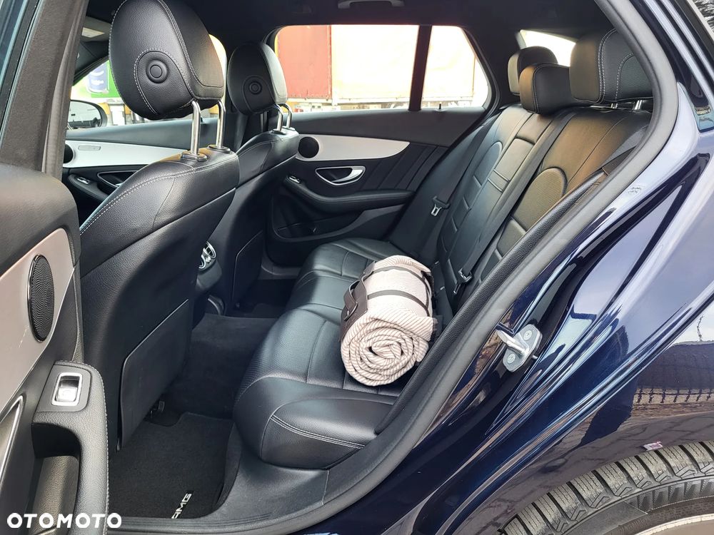 Mercedes-Benz Klasa C 220 d 9G-TRONIC AMG Line - 22