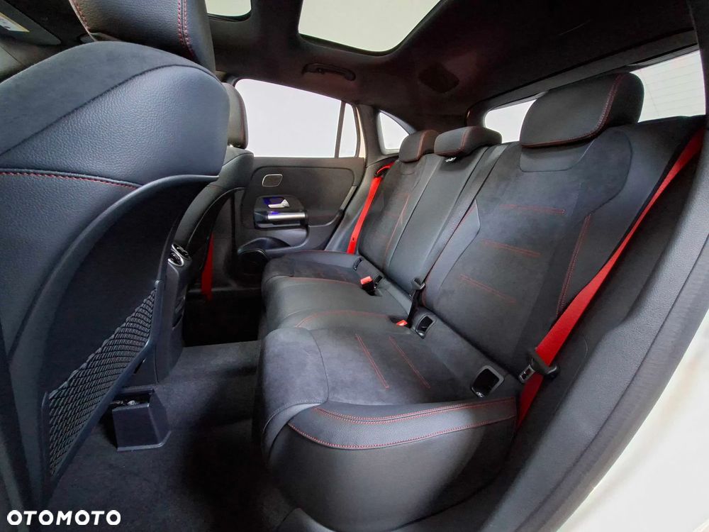 Mercedes-Benz GLA AMG 35 4-Matic - 4
