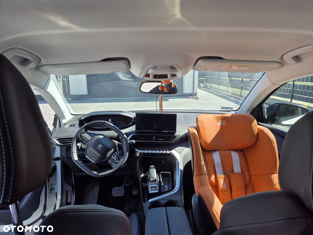 Peugeot 3008 1.5 BlueHDi Active Pack S&S EAT8 - 11