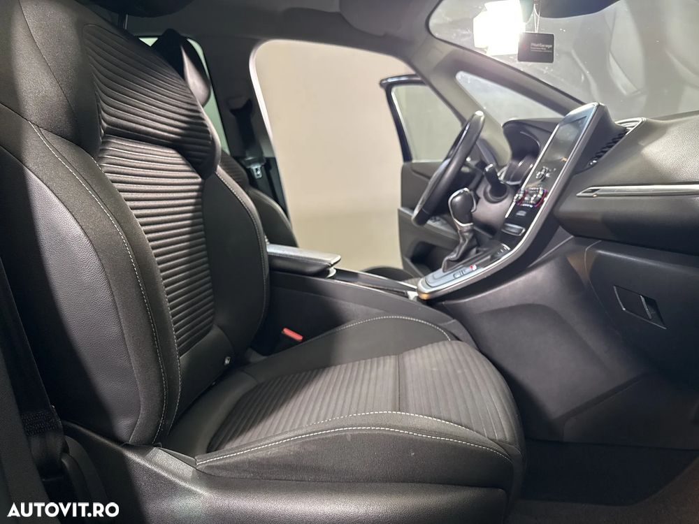 Renault Scenic - 12