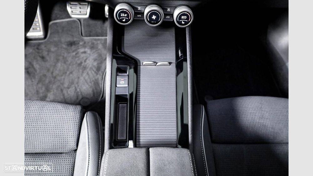 Skoda Superb 1.5 TSI iV Sportline DSG - 16