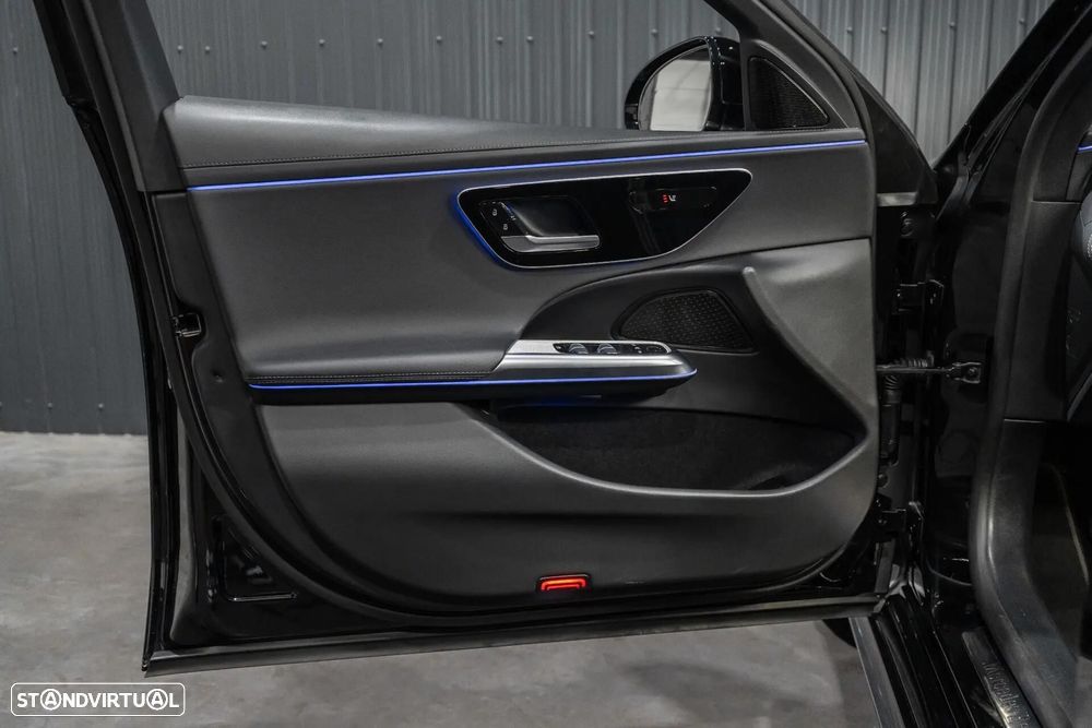 Mercedes-Benz E 300 e Station - 17