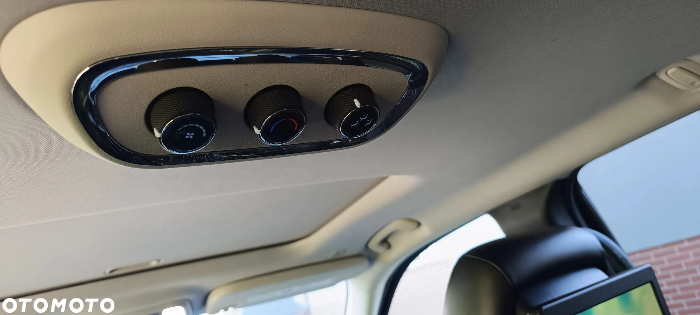 Dodge Durango - 16