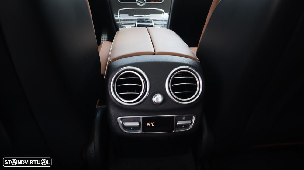 Mercedes-Benz C 63 AMG S - 35