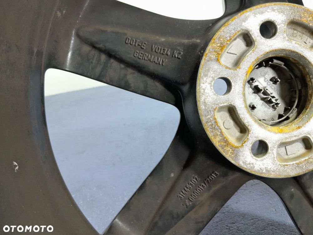 VOLVO S90 II 16- FELGA ALUMINIOWA R-DESIGN 8JX18 5X108 ET 42 - 9