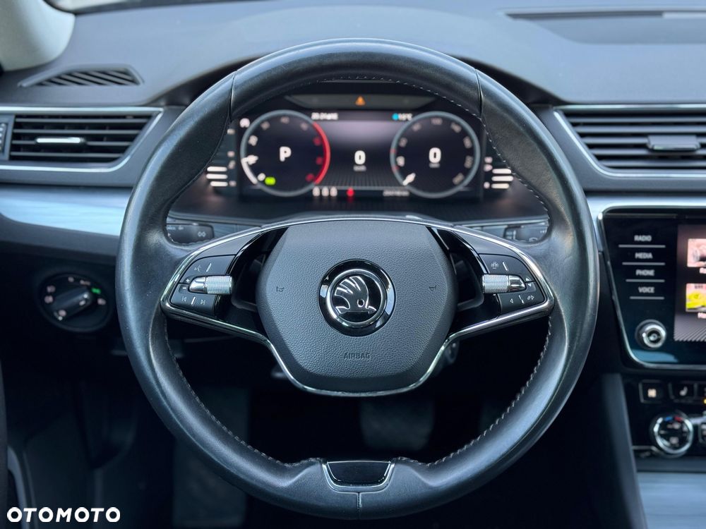 Skoda Superb 2.0 TDI SCR Ambition DSG - 12