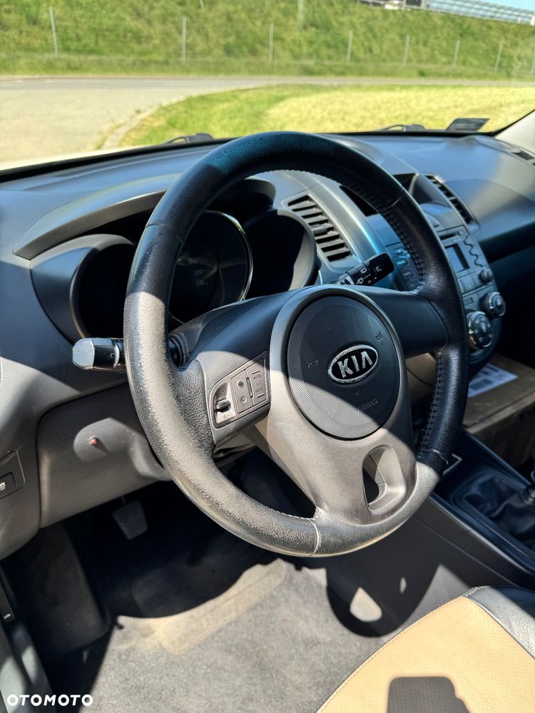 Kia Soul 1.6 CRDI L - 14