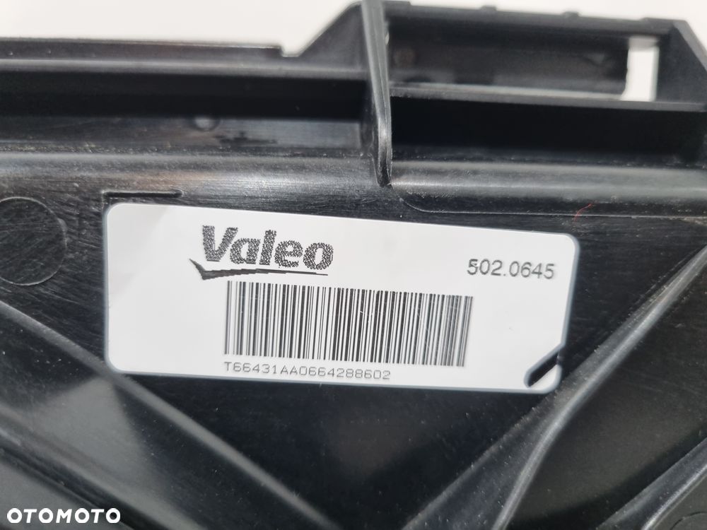 BMW F20 F30 F31 F32 F36 WENTYLATOR CHŁODNICY 8641946  8641963 - 5