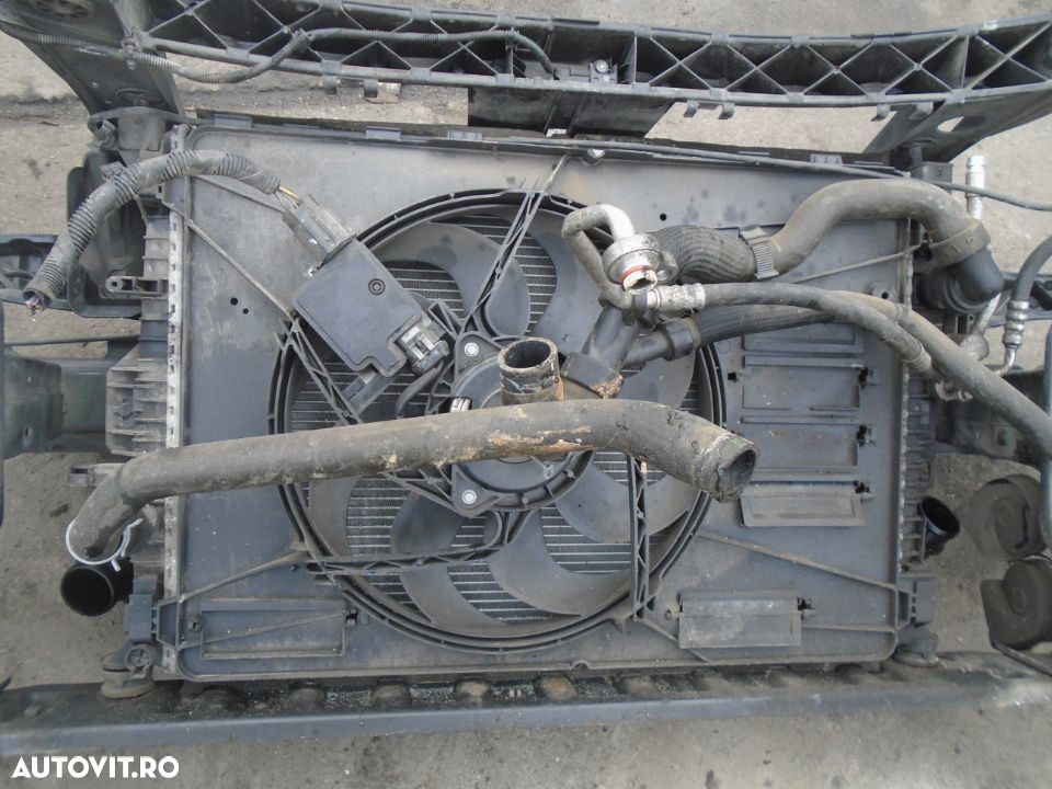 Fata completa Ford Mondeo din 2010 - 4