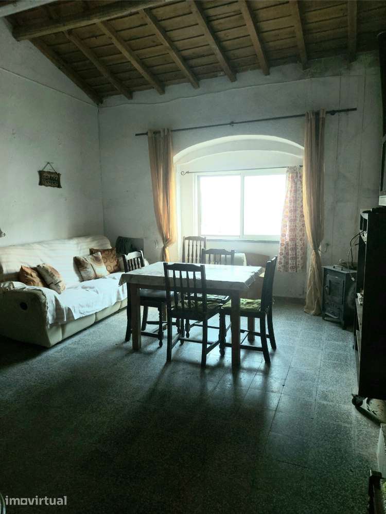 Moradia T3 geminada com 212m² em Vila Alva