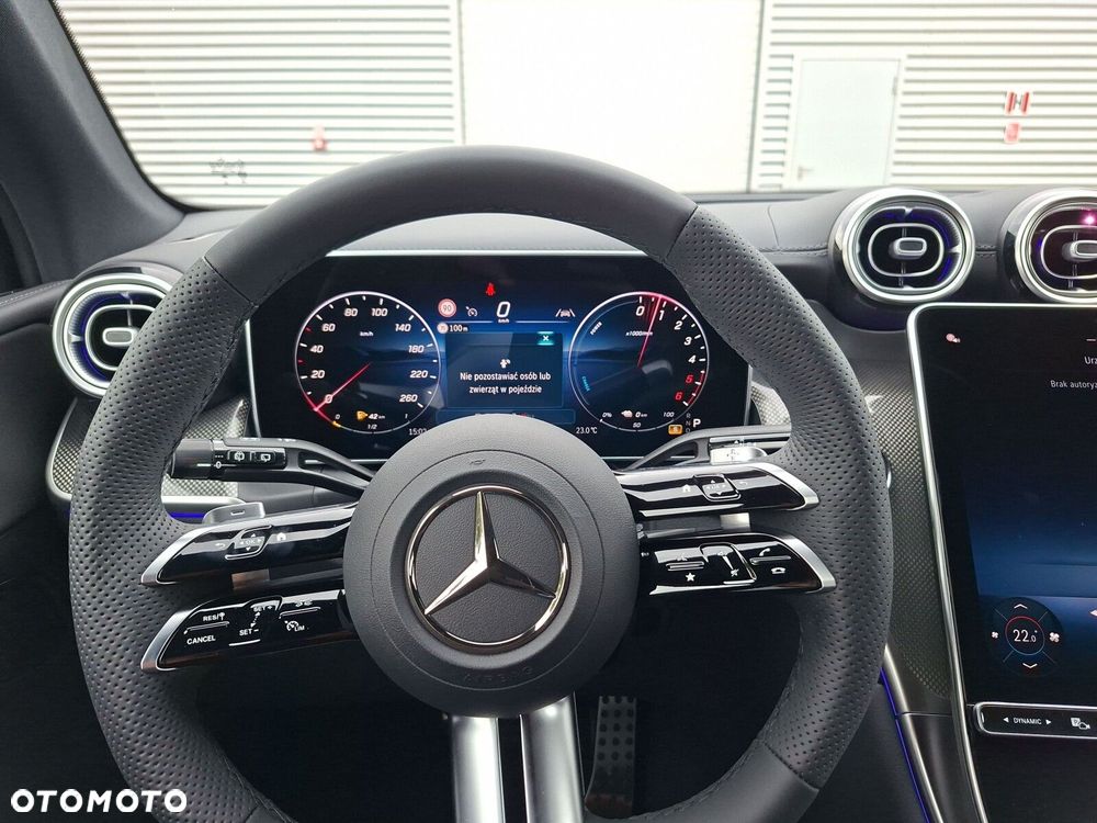 Mercedes-Benz GLC - 11