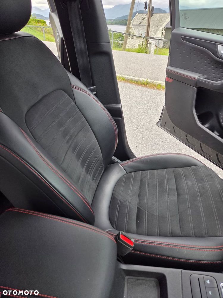 Ford Kuga 2.5 Duratec PHEV ST-LINE X - 22