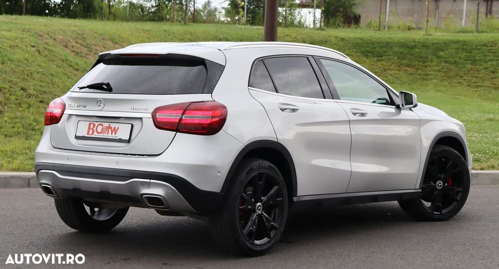 Mercedes-Benz GLA 220 d 4MATIC 7G-DCT Peak Edition - 10