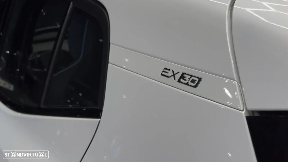 Volvo EX30 Single Motor Extended Range RWD Core - 20