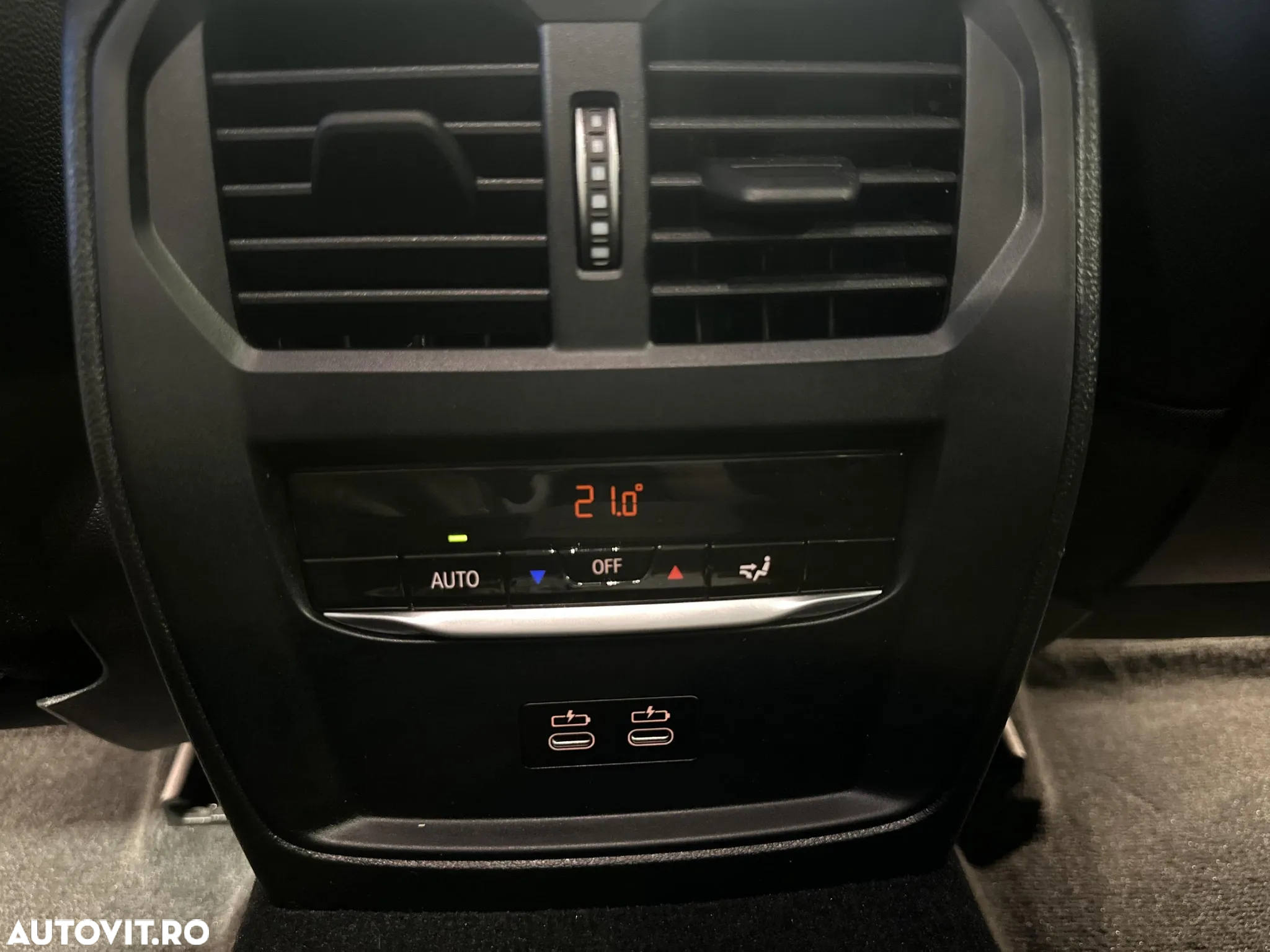 BMW Seria 3 320i xDrive Aut. - 23