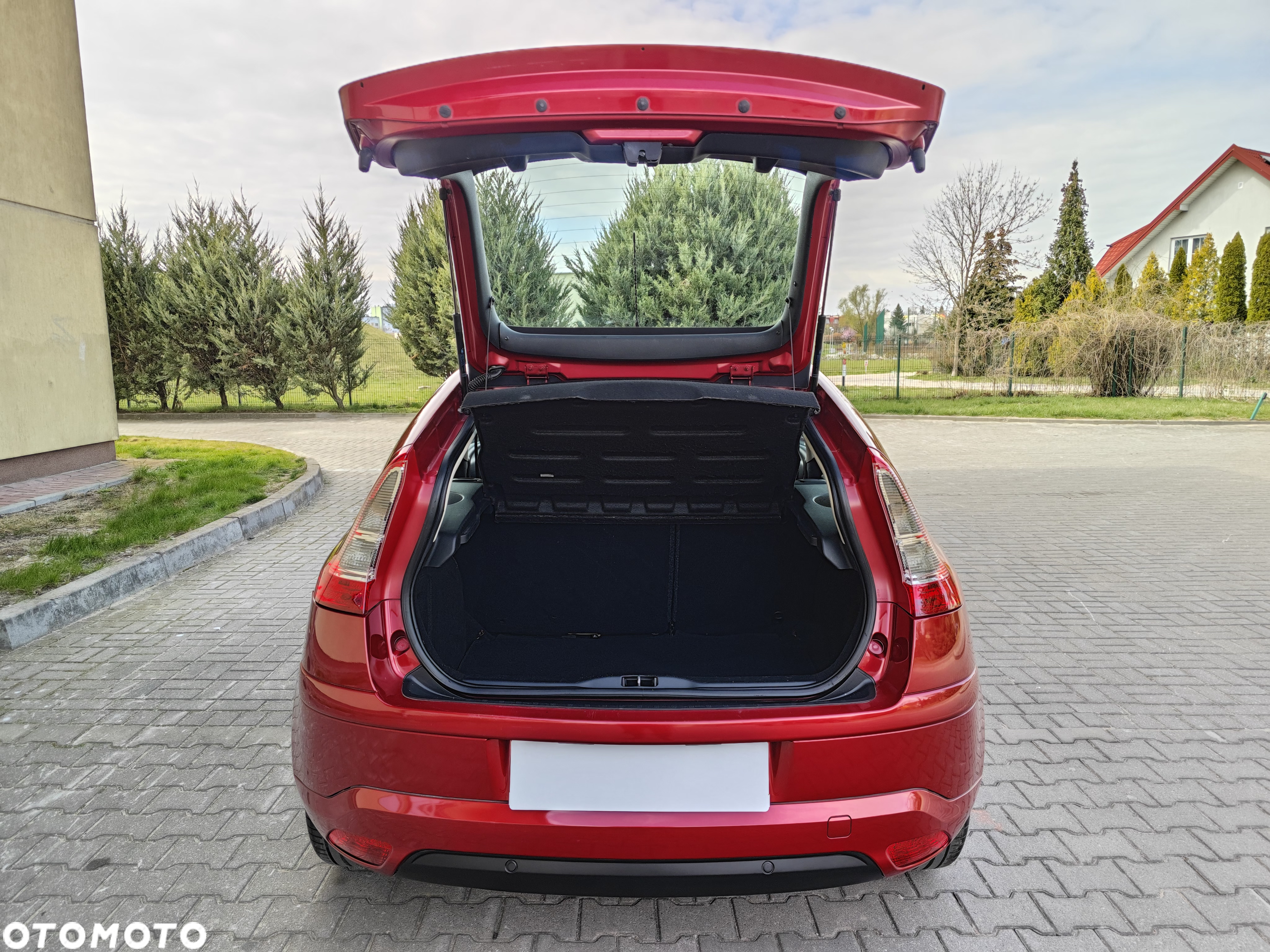 Citroën C4 Coupe 1.4 16V Advance - 13