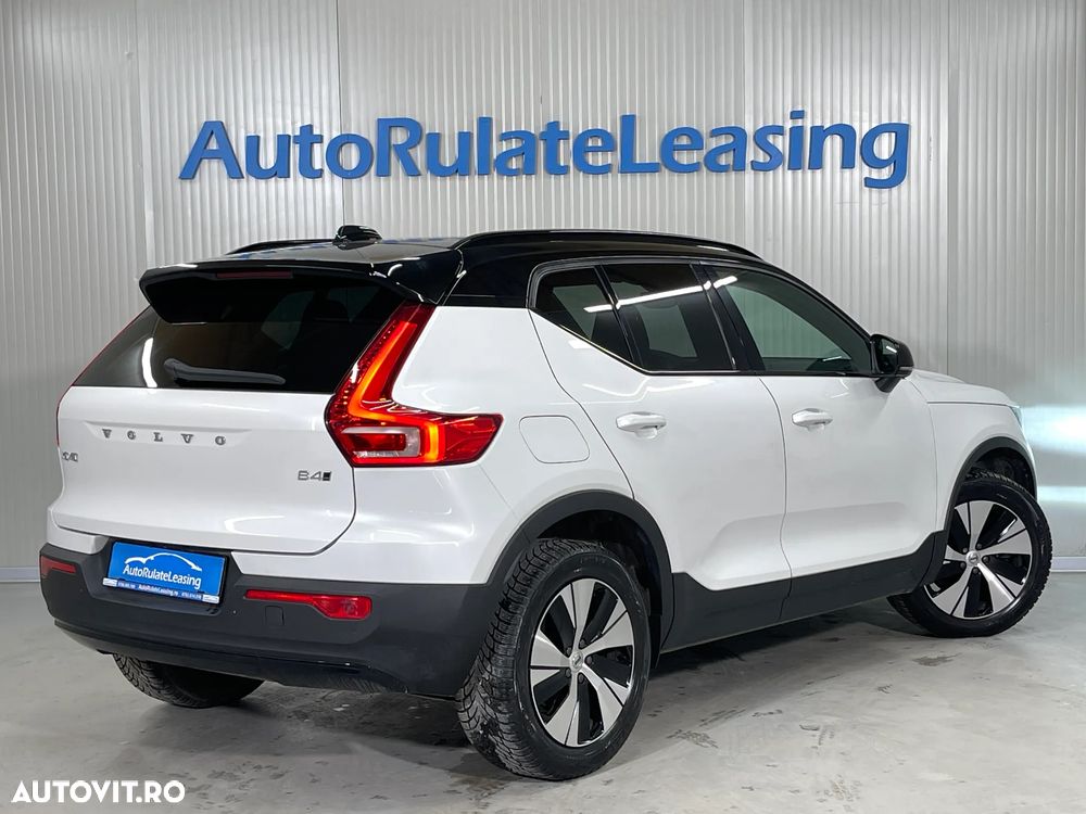 Volvo XC 40 B4 AT8 AWD Mild Hybrid R-Design - 4
