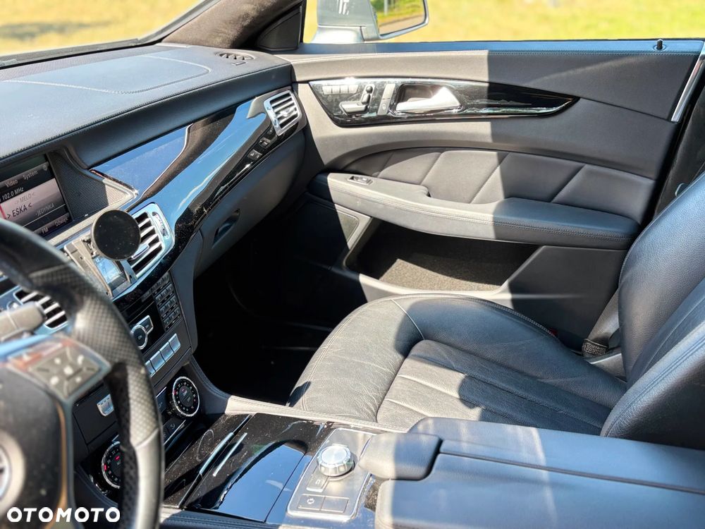 Mercedes-Benz CLS 350 CDI BlueEff - 11