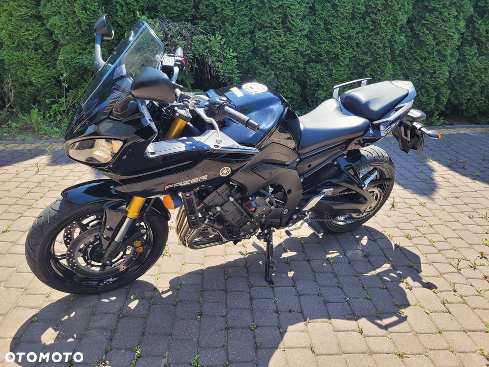Yamaha FZ8 - 4