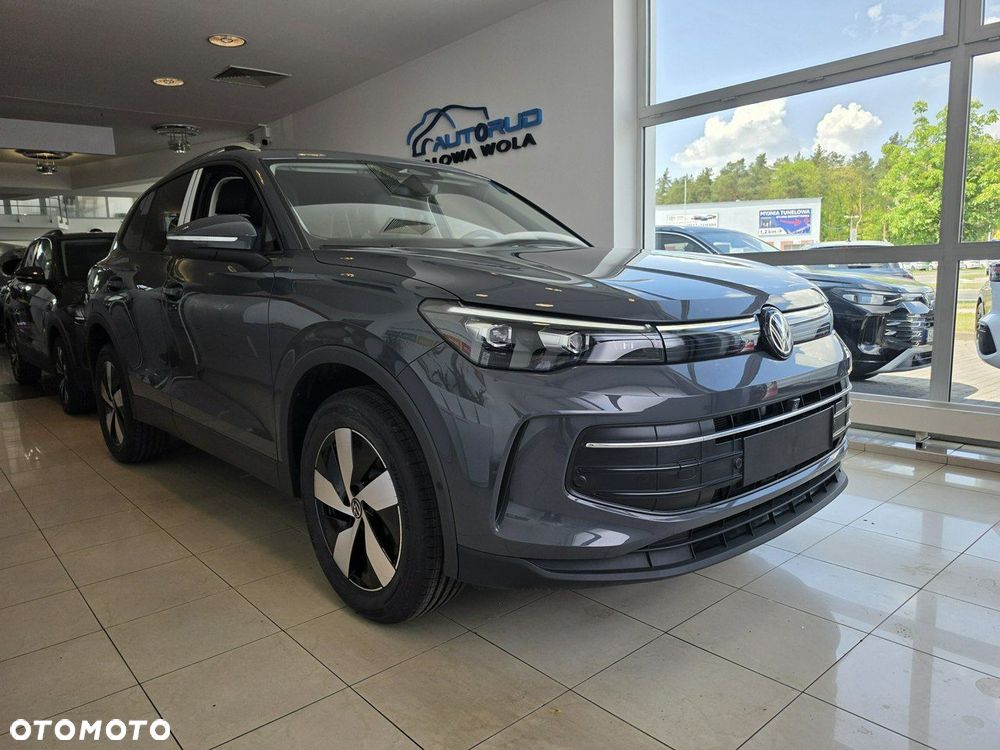 Volkswagen Tiguan - 2