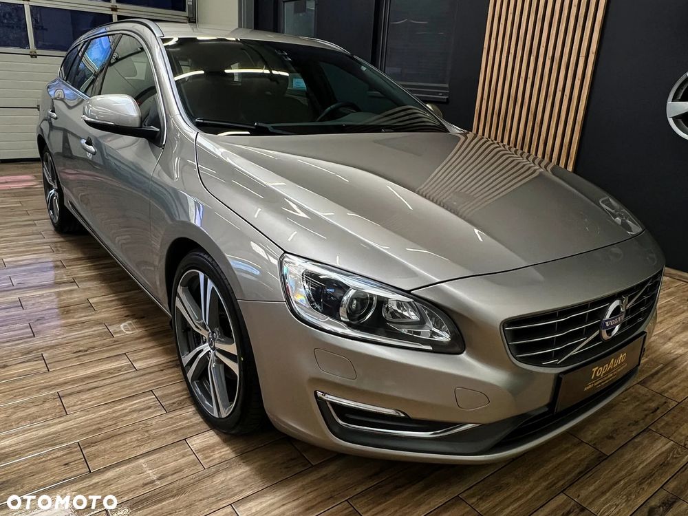 Volvo V60 D4 Geartronic Summum - 5