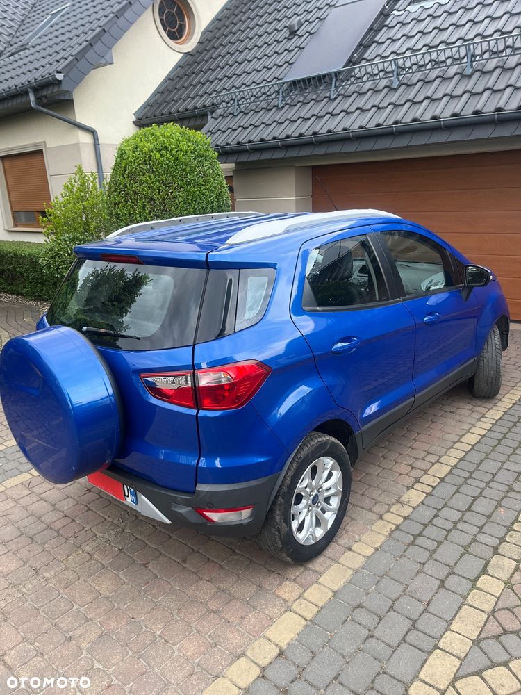 Ford EcoSport 1.5 TDCi TITANIUM - 10