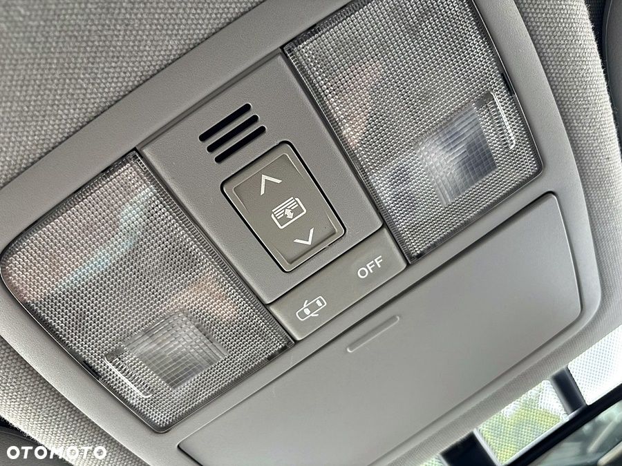 Toyota Auris 2.0 D-4D Executive - 34
