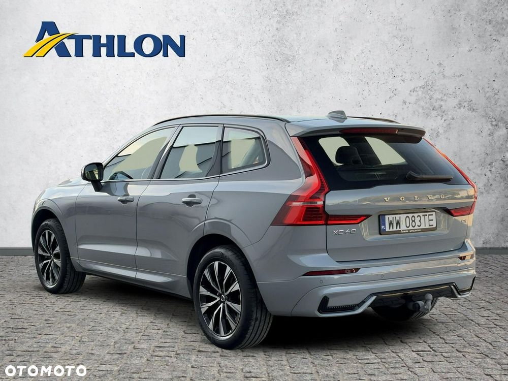 Volvo XC 60 B4 B Plus Dark - 3